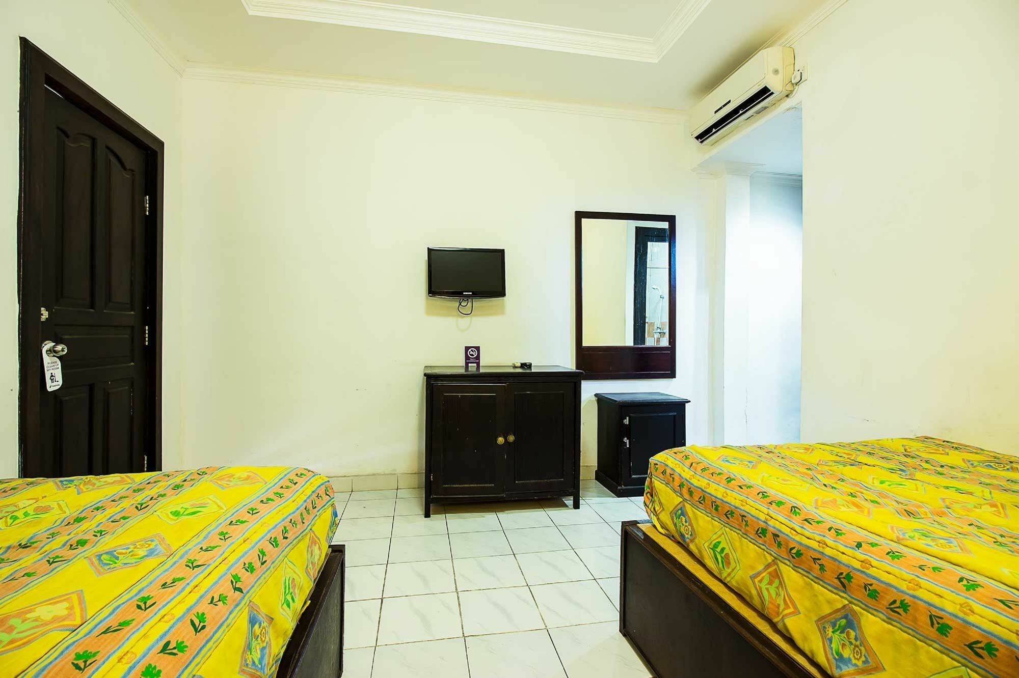 Hotel Sanjaya Managed By Tinggal Kuta Lombok Esterno foto